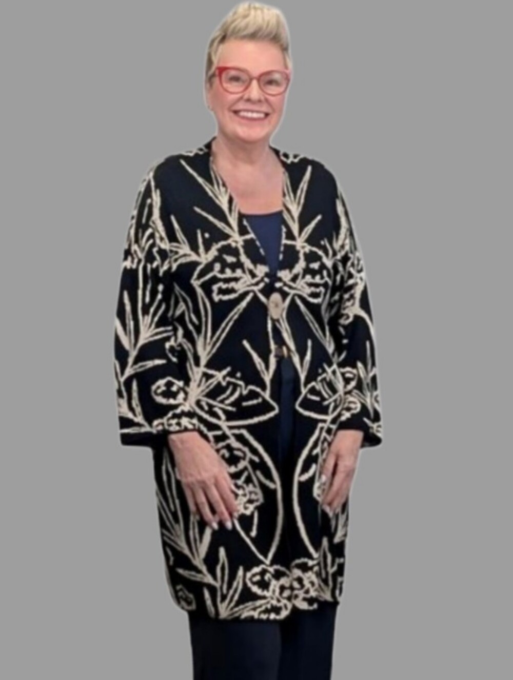 Parfois Black & Cream Floral Knit Cardigan | Open Front | Med (very roomy)